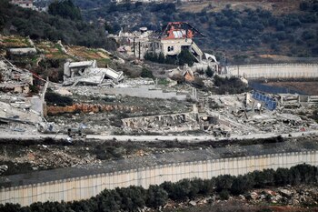 FOTO DE ARCHIVO: Vehículos militares