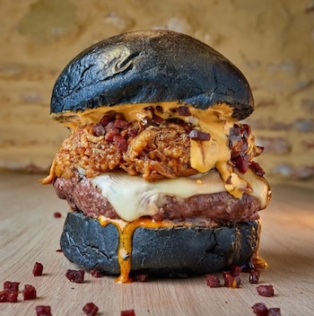Hamburguesa Royale, del restaurante cordobés Godeo (Facebook)