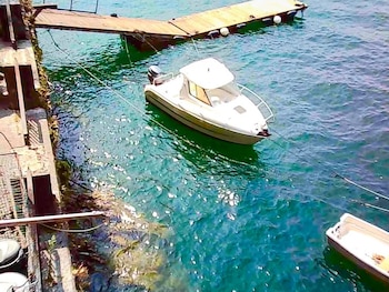 fotos de colapinto en italia robo