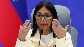 Delcy Rodríguez solicitó apoyo a Japón, Perú y Chile para sumar especialistas en la emergencia sísmica que devastó Venezuela