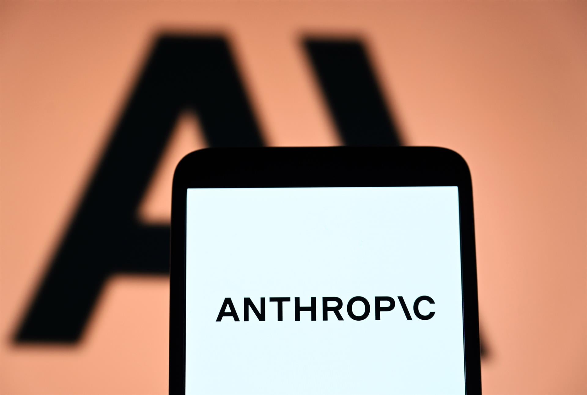 El gobierno de Estados Unidos autorizó a Anthropic a reactivar Mythos 5 para más de 100 organizaciones seleccionadas tras el bloqueo del 12 de junio (Europa Press)