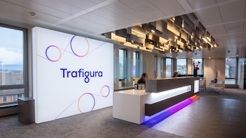 Trafigura dispara un 168% sus ganancias semestrales por la crisis de Oriente Próximo
