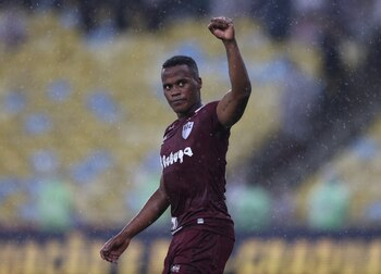 Jhon Arias además es el