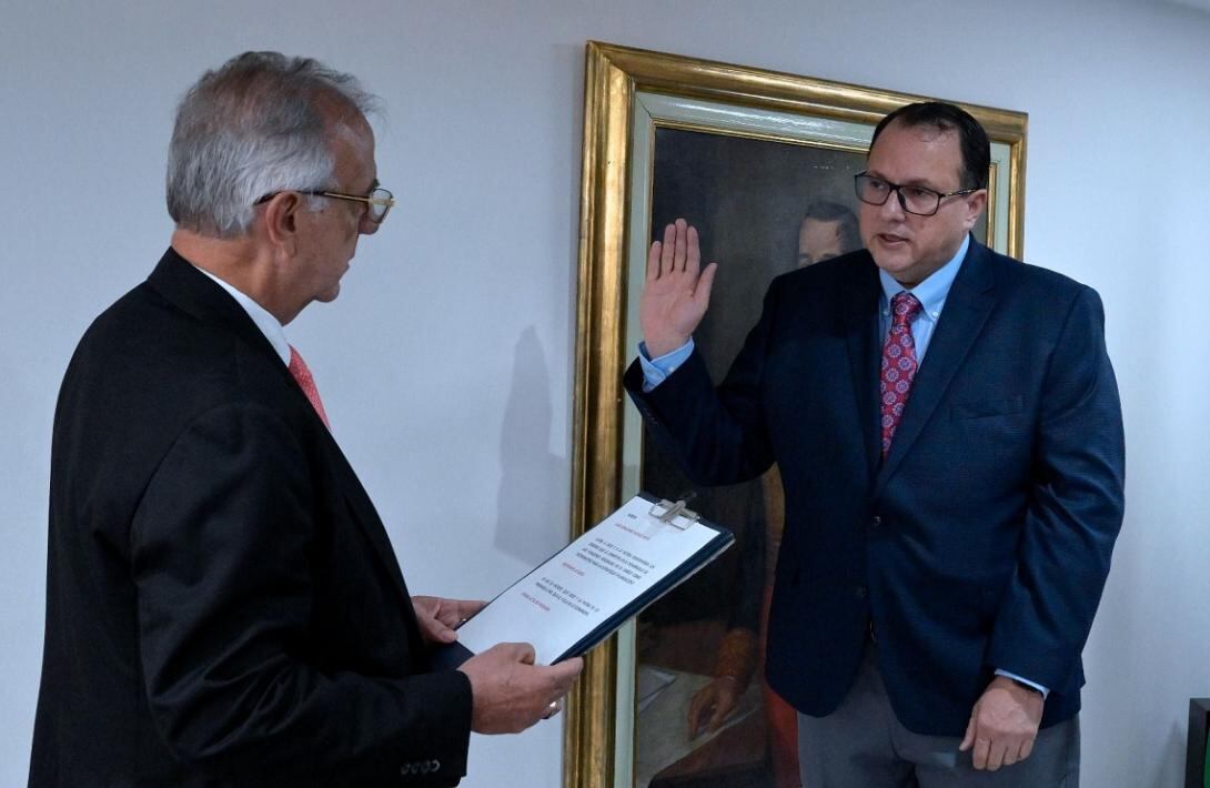 Las investigaciones apuntan a una serie de acciones presuntamente delictivas que habrían permitido la manipulación de un proceso contractual clave para el mantenimiento de aeronaves militares - crédito MinDefensa