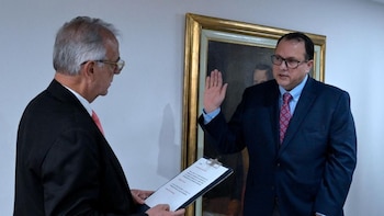 Exviceministro de Defensa Luis Edmundo Suárez podría ser declarado en “rebeldía judicial” por la Fiscalía en caso de helicópteros MI-17