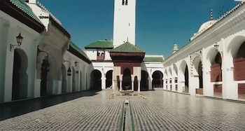 La Universidad de Al-Karaouine está