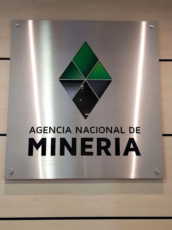 FOTO DE ARCHIVO. El logo de la Agencia Nacional de Minería en su sede en Bogotá, Colombia, 18 de julio, 2019. REUTERS/Luis Jaime Acosta