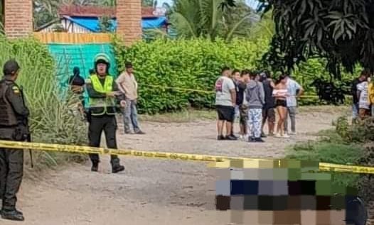 Las autoridades de Toro ofrecen recompensa de hasta 30 millones de pesos por información que permita identificar y capturar a los responsables de la masacre en una discoteca - Facebook