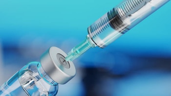 ¿Cómo funciona la vacuna contra