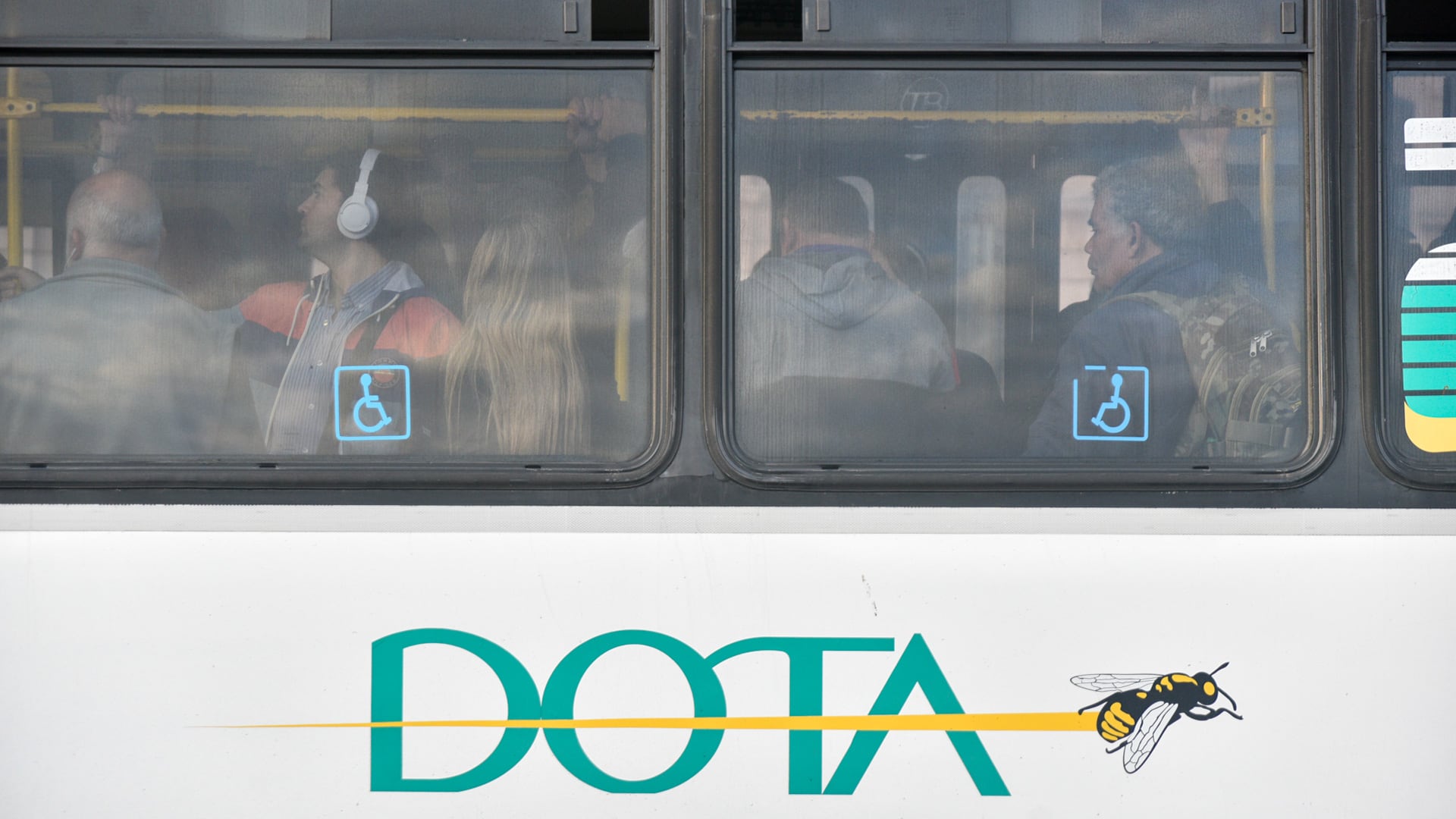 Las líneas de la empresa DOTA funcionan con normalidad (Adrián Escandar)