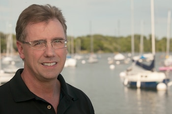 Tom Corley realizó una investigación