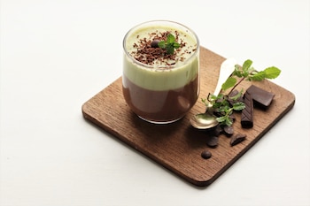 Mousse de chocolate y aguacate.