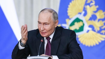 Putin traslada a las autoridades