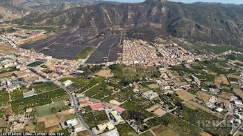 Estabilizan el incendio del parque de El Valle-Carrascoy en Murcia: 150 efectivos permanecen en la zona para evitar reactivaciones