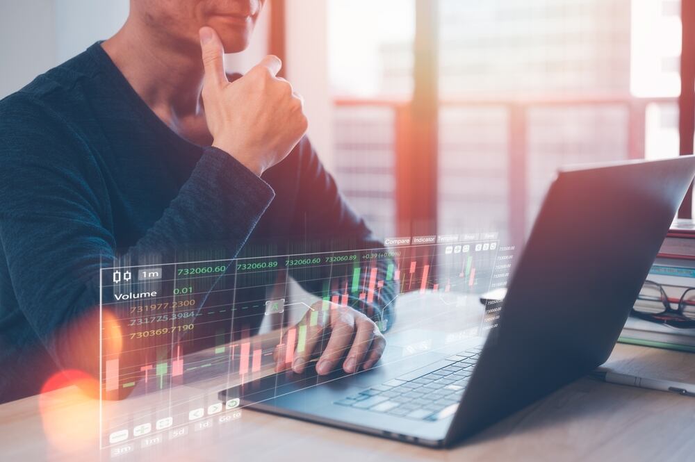 Actividades como la consultoría, el desarrollo de software, el diseño gráfico y otros servicios tecnológicos y creativos se encuentran entre las que serán más beneficiadas (Imagen: Shutterstock)