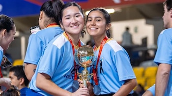 Voleibolista peruana sorprende y da