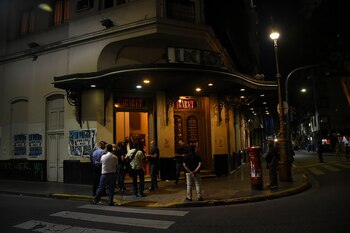 Velorio Carlin Calvo