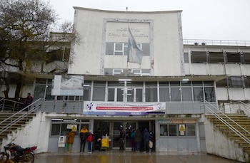 Hospital San Martín donde fue atendido el chofer tras ser atacado (Fuente: 0221)