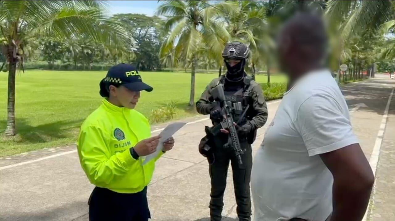 La Fiscalía General de la Nación les imputó cargos por los delitos de concierto para delinquir agravado y tráfico de migrantes - crédito Dijín