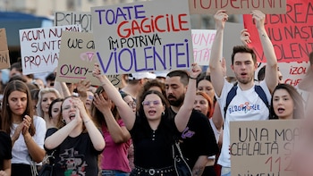 Cientos de rumanas piden medidas