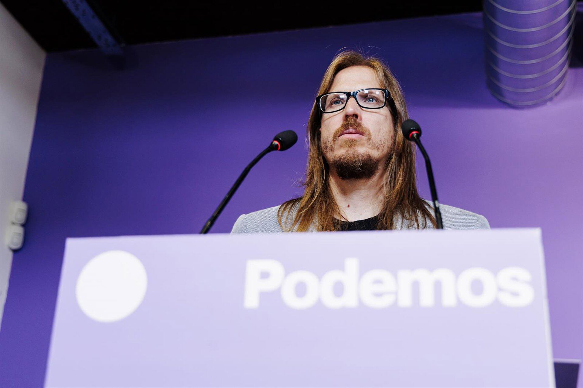 Podemos traslada su apoyo al fiscal general ante el «evidente lawfare» que cree que está sufriendo