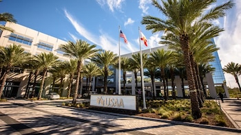 La aseguradora USAA devolverá 500 millones de dólares a clientes de Florida tras reformas legales