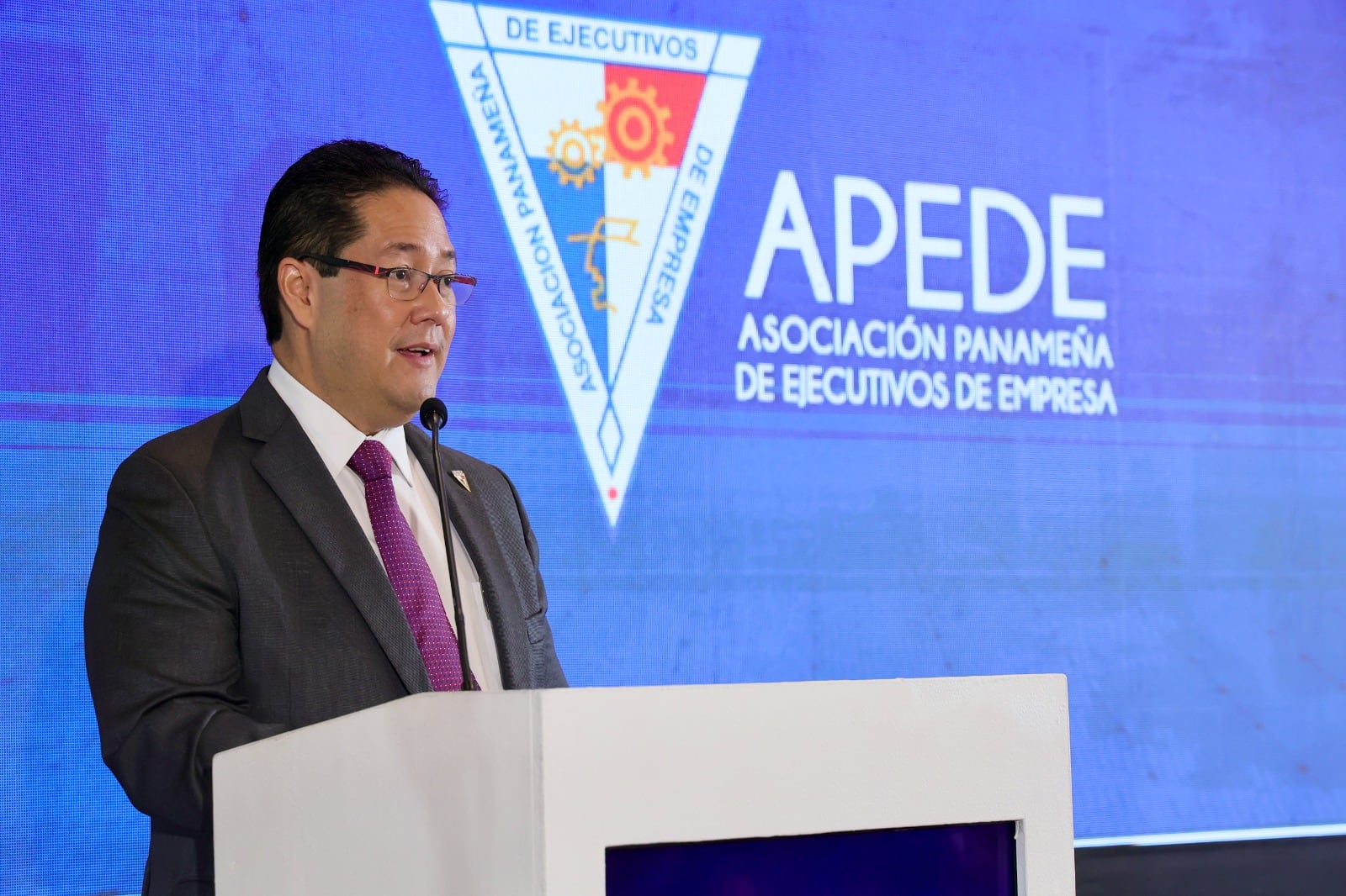 Alberto López Tom, presidente de Apede, pidió al Gobierno explicar con anticipación qué medidas tomará ante El Niño, cuánto costarán y dónde se aplicarán. También reclamó transparencia y participación del sector privado y los productores en las decisiones. Cortesía Apede