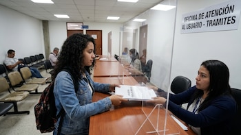 Cómo usar la tutela y el derecho de petición en Colombia: herramientas clave y gratuitas para reclamar sus derechos