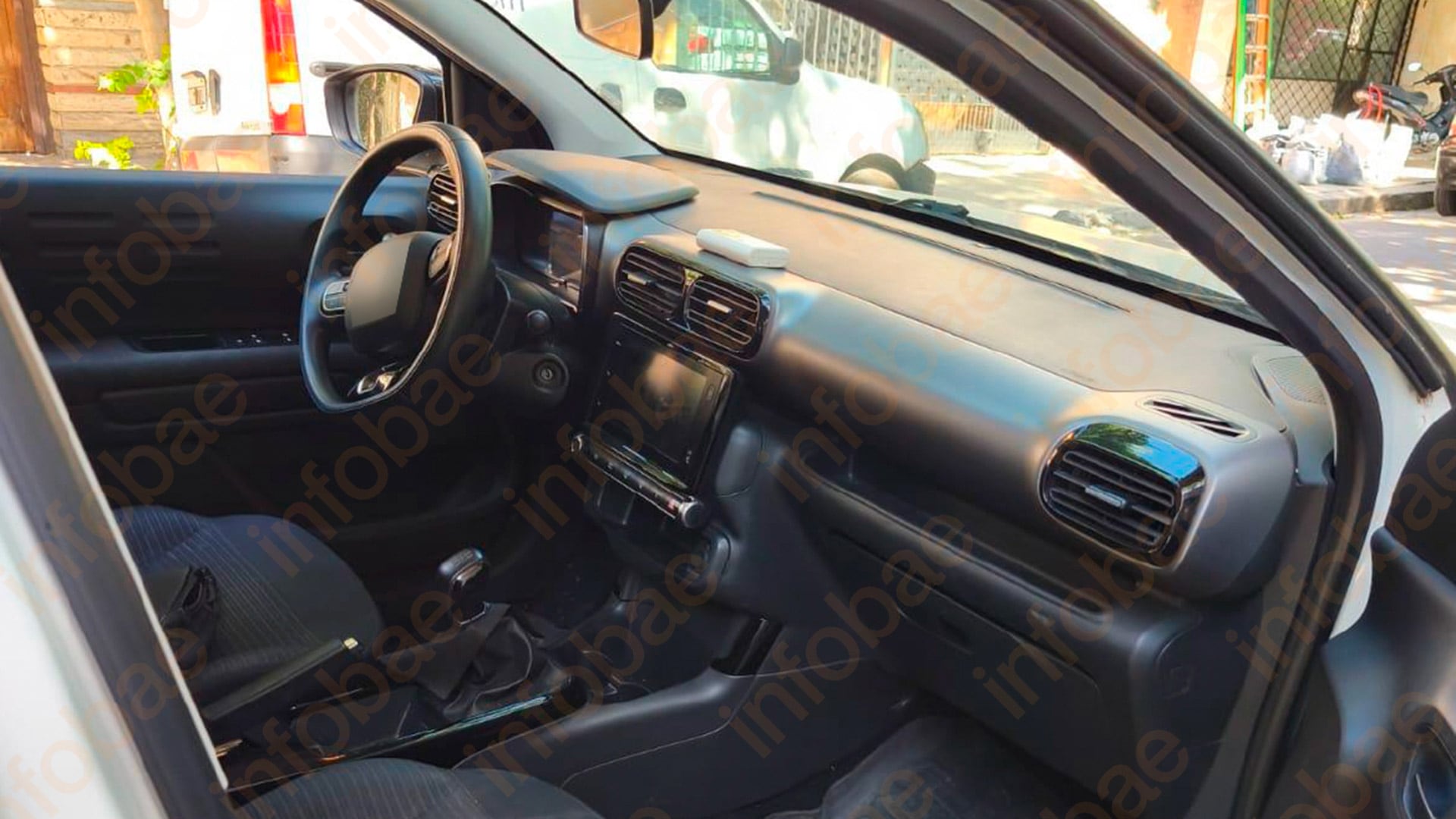 Los compradores denunciaron que el auto ingresó varias veces al taller oficial y que el desperfecto en el aire acondicionado persistió pese al cambio de piezas y a distintas reparaciones. Imagen del informe pericial (Poder Judicial)