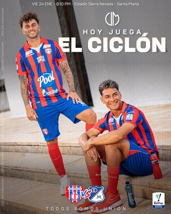 De la siguiente forma el