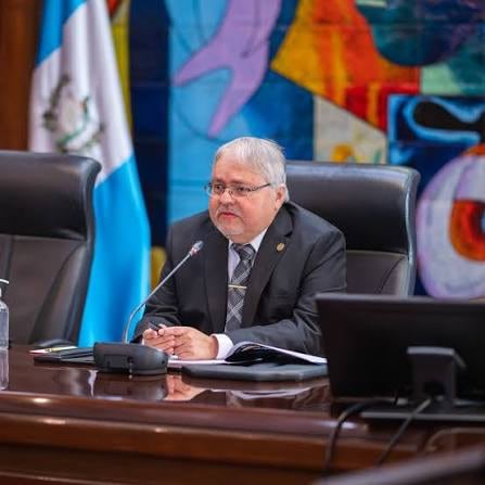 José Alfredo Blanco Valdés continuará en la vicepresidencia del Banco de Guatemala, posición en la que suma tres décadas de carrera. (Instagram)