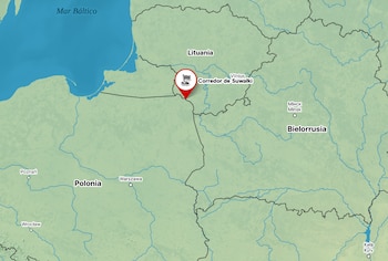 Mapa con etiquetas de Polonia, Lituania y Bielorrusia, y un marcador rojo en la zona del corredor de Suwałki