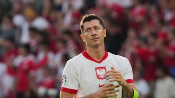 El delantero polaco Robert Lewandowski ficha por el Chicago Fire de la MLS estadounidense