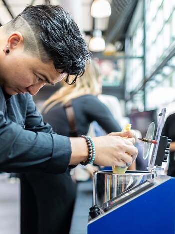 El invento permite preparar alimentos