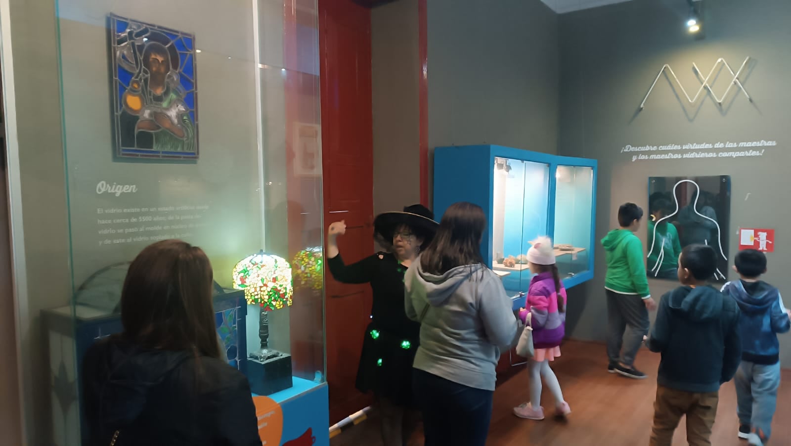 Museos emblemáticos como el Museo del Vidrio y el Claustro del Rosario abrirán en horario nocturno para experiencias patrimoniales únicas - crédito Museo del Vidrio, Bogotá/Facebook