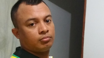 En la imagen, el patrullero