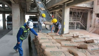 La producción de cemento alcanzó 1,06 millones de tm en julio, un alza de 8,74% interanual y el mayor volumen mensual del año.