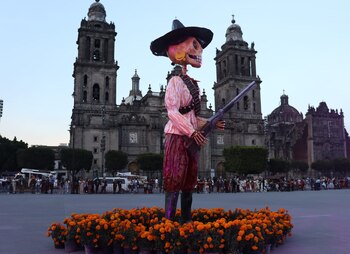 Ofrenda Monumental en la CDMX.
(@GobCDMX)