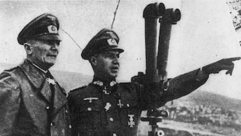 El General Lindemann y soldado