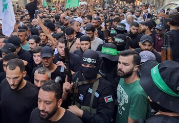 Miembros de las Brigadas Al-Qassam,