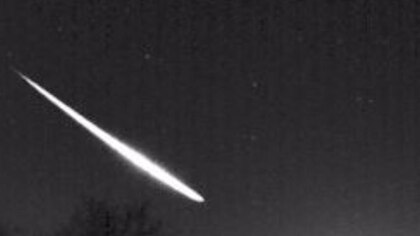 Los vídeos más impactantes del meteorito que ha iluminado la noche en España y Portugal