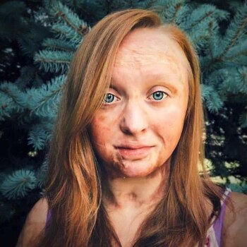 Charity ahora es una joven