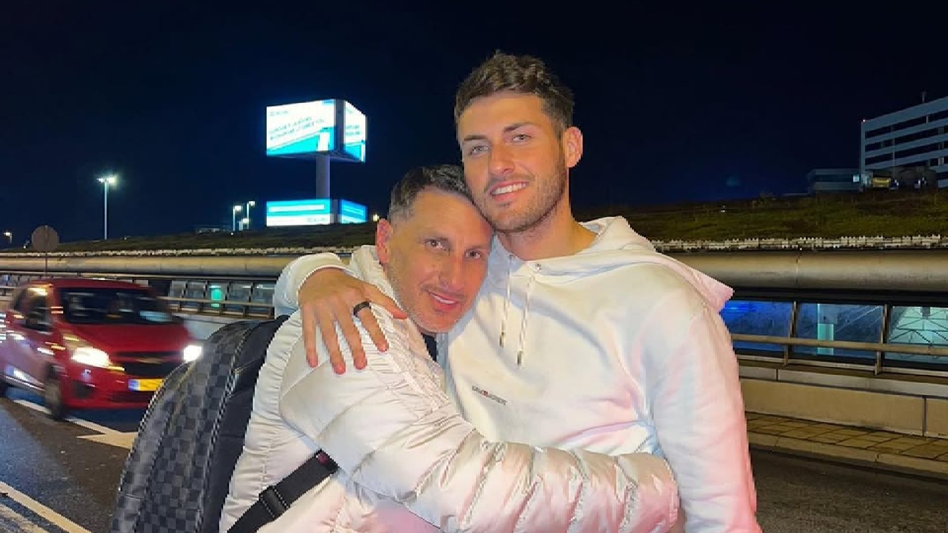 El exfutbolista de Cruz Azul asegura que la calidad de su hijo y de todos sus compañeros respaldan al equipo tricolor. (IG Christian Gimenez)