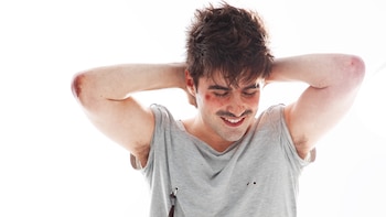 Martin Urrutia, de ‘OT’ a la literatura de posguerra para dar forma a su álbum debut: “Me estaba sumergiendo más de la cuenta. Estaba viviendo el libro”