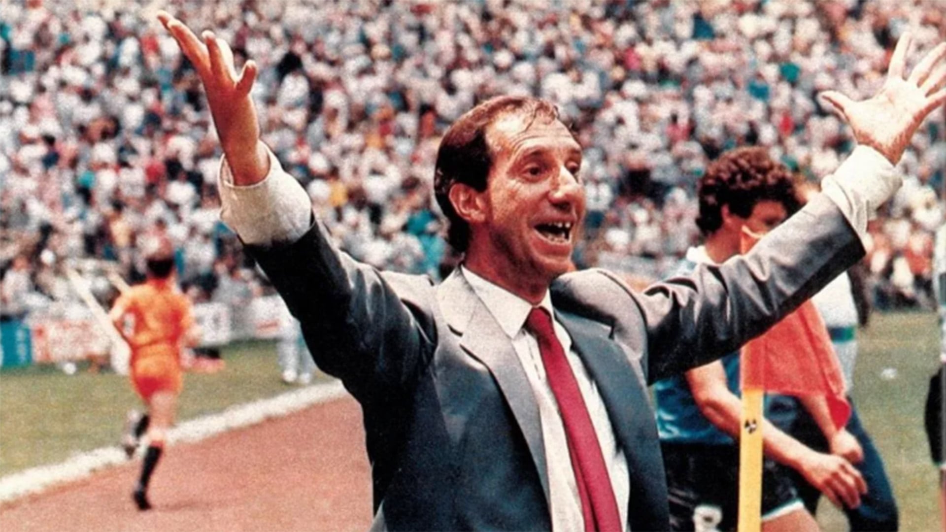Bilardo llegó a México criticado y se fue campeón del Mundo