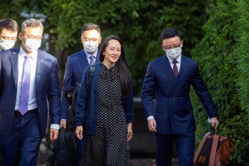 Meng Wanzhou tras una audiencia