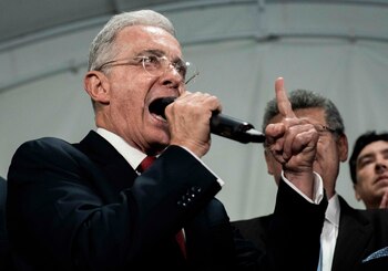 En la imagen, el expresidente