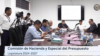 Emiten dictamen favorable para modernización del Aeropuerto Internacional de El Salvador