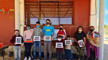 Extranjeros llevan internet y tabletas