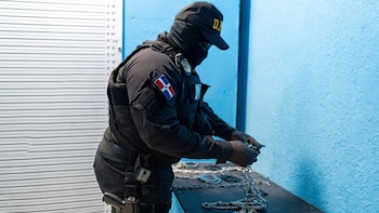 Arrestaron a tres hombres buscados por la Justicia, uno cuando intentaba volar a Filadelfia desde República Dominicana